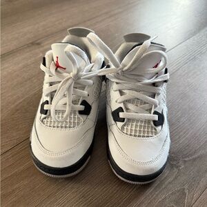 Jordan retro 4 toddler boy 10c